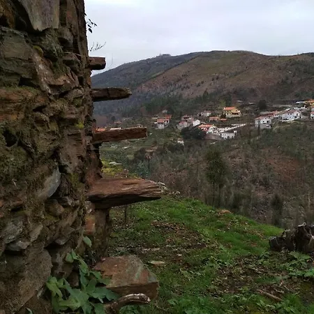 Dom wakacyjny Casa Do Lonho *